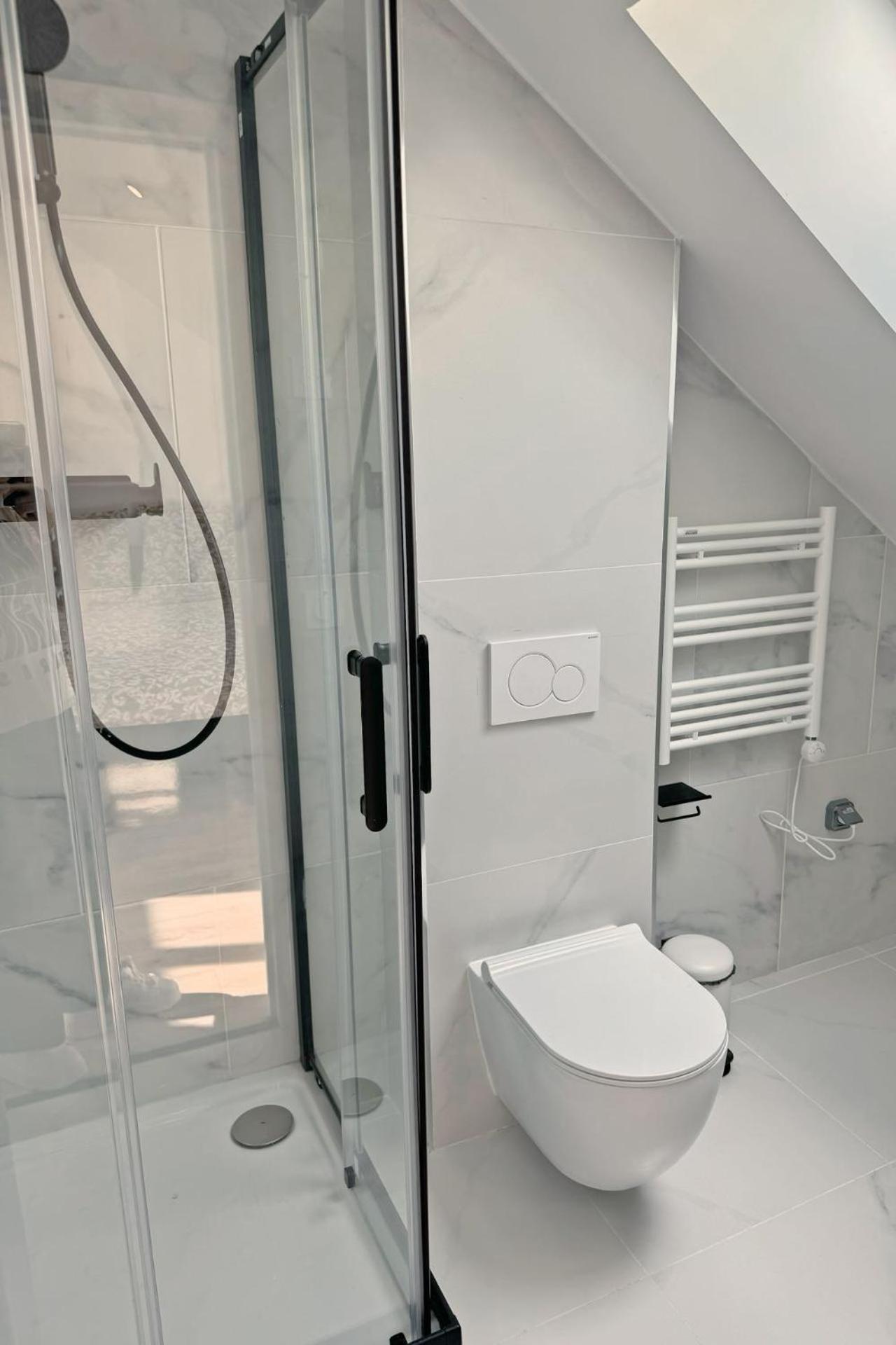 Cozy Paris Gateway Apartments Groups With Free Parking 圣吉欧梅斯 外观 照片