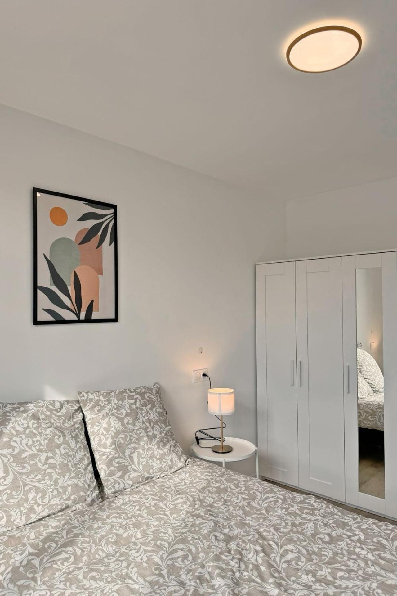 Cozy Paris Gateway Apartments Groups With Free Parking 圣吉欧梅斯 外观 照片